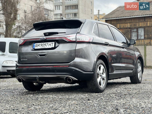 Сірий Форд Едж, об'ємом двигуна 2 л та пробігом 240 тис. км за 21000 $, фото 7 на Automoto.ua