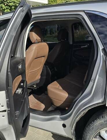 Сірий Форд Едж, об'ємом двигуна 3.5 л та пробігом 245 тис. км за 15500 $, фото 13 на Automoto.ua