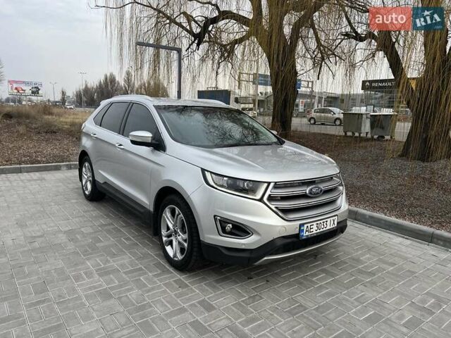 Сірий Форд Едж, об'ємом двигуна 2 л та пробігом 169 тис. км за 17500 $, фото 2 на Automoto.ua