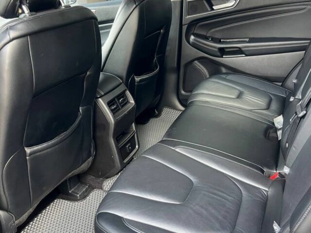 Серый Форд Эдж, объемом двигателя 3.5 л и пробегом 195 тыс. км за 14600 $, фото 9 на Automoto.ua