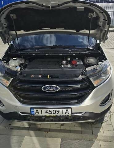 Сірий Форд Едж, об'ємом двигуна 3.5 л та пробігом 245 тис. км за 15500 $, фото 6 на Automoto.ua