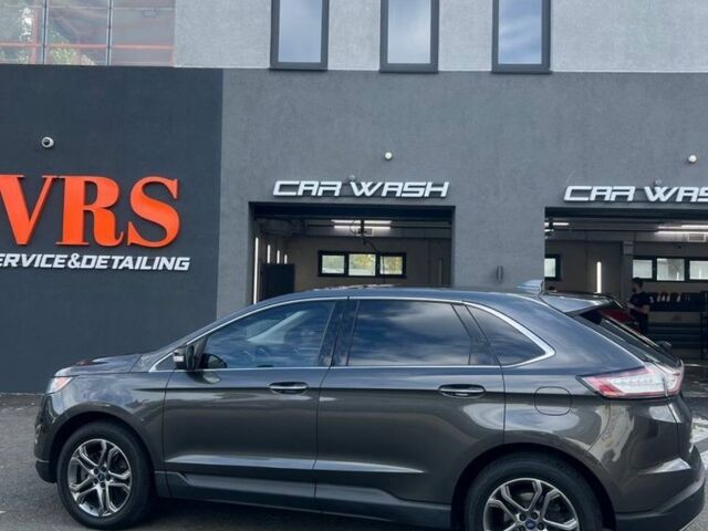 Серый Форд Эдж, объемом двигателя 3.5 л и пробегом 195 тыс. км за 14600 $, фото 3 на Automoto.ua