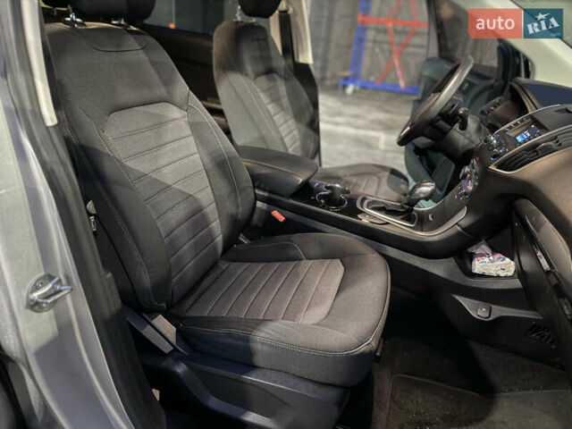 Сірий Форд Едж, об'ємом двигуна 2 л та пробігом 54 тис. км за 14800 $, фото 61 на Automoto.ua