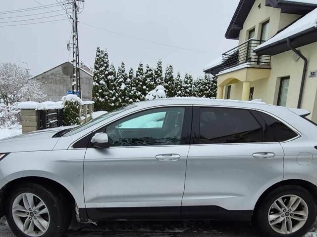 Сірий Форд Едж, об'ємом двигуна 2 л та пробігом 128 тис. км за 9000 $, фото 1 на Automoto.ua
