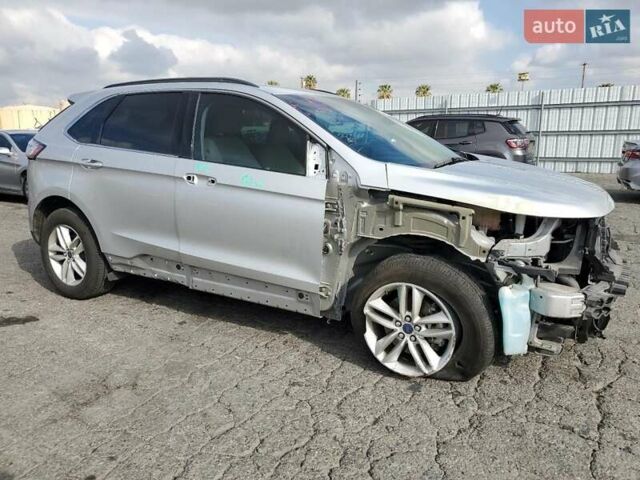 Серый Форд Эдж, объемом двигателя 2 л и пробегом 93 тыс. км за 2900 $, фото 3 на Automoto.ua