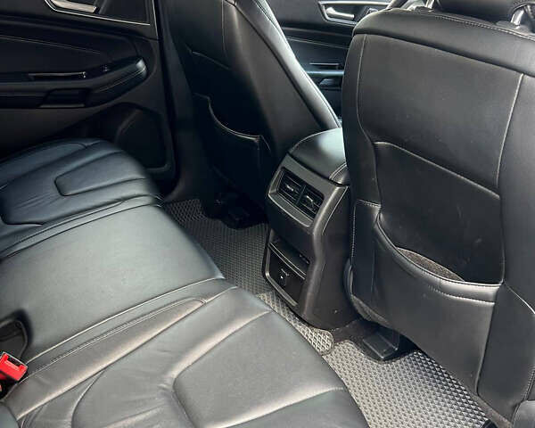 Форд Едж 2016 у Києві на Automoto.ua Сірий Форд Едж, об'ємом двигуна 3.5 л та пробігом 195 тис. км за 14600 $, фото 16 на Automoto.ua