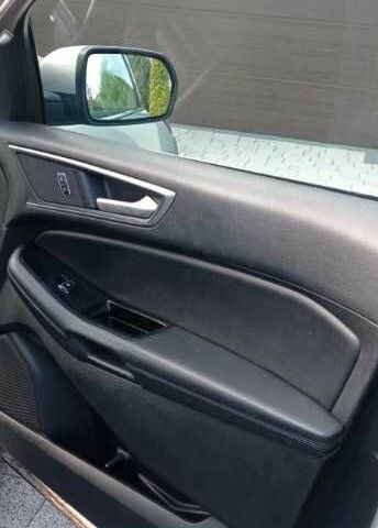 Сірий Форд Едж, об'ємом двигуна 2 л та пробігом 128 тис. км за 9000 $, фото 7 на Automoto.ua