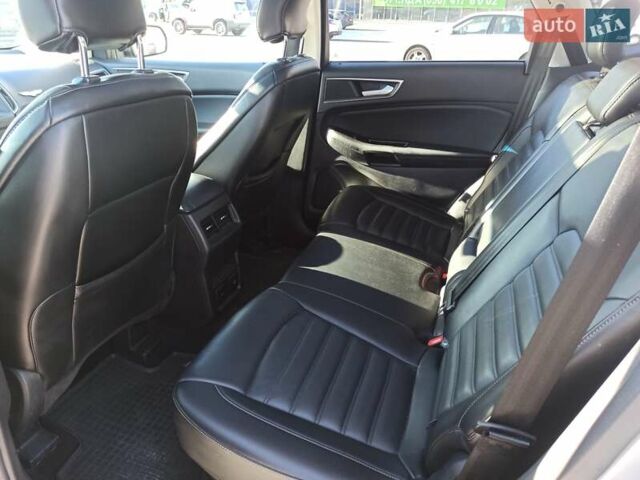 Сірий Форд Едж, об'ємом двигуна 2 л та пробігом 154 тис. км за 16400 $, фото 10 на Automoto.ua