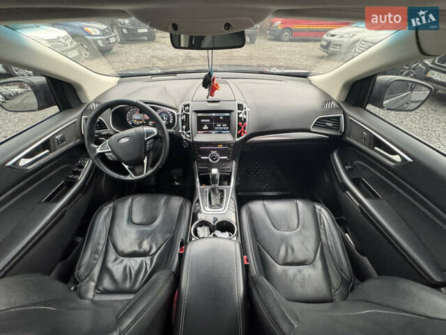 Сірий Форд Едж, об'ємом двигуна 2 л та пробігом 240 тис. км за 21000 $, фото 12 на Automoto.ua