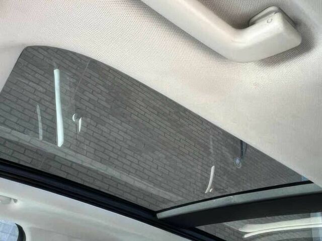 Серый Форд Эдж, объемом двигателя 2 л и пробегом 77 тыс. км за 3450 $, фото 9 на Automoto.ua