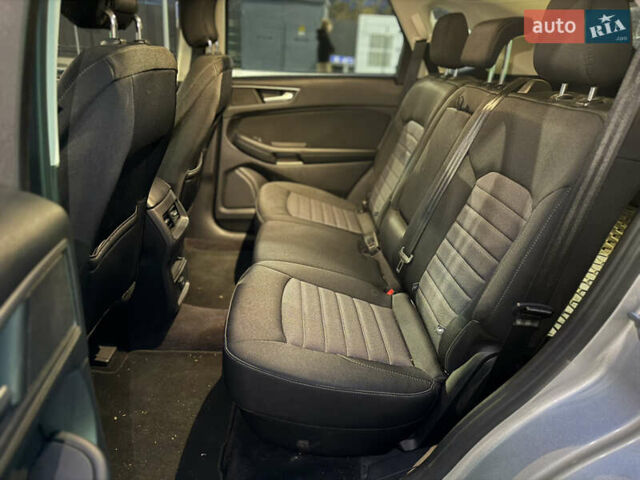 Сірий Форд Едж, об'ємом двигуна 2 л та пробігом 54 тис. км за 14800 $, фото 63 на Automoto.ua