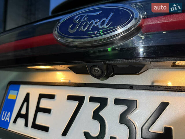 Сірий Форд Едж, об'ємом двигуна 2 л та пробігом 54 тис. км за 14800 $, фото 41 на Automoto.ua