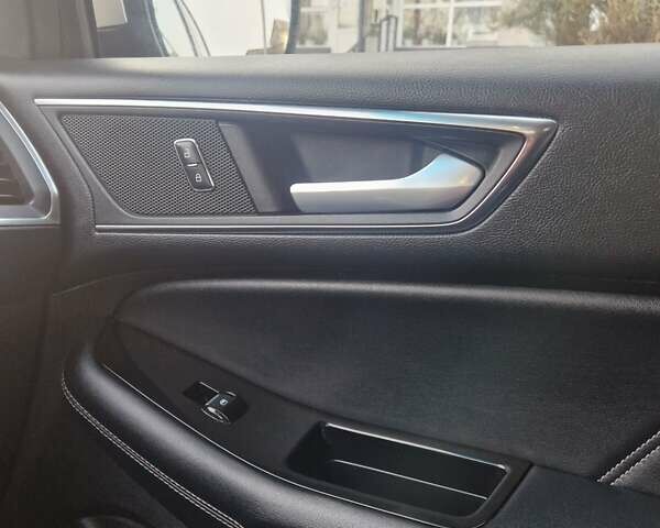 Серый Форд Эдж, объемом двигателя 2.7 л и пробегом 168 тыс. км за 15500 $, фото 28 на Automoto.ua