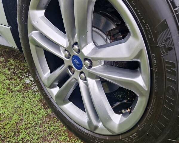 Серый Форд Эдж, объемом двигателя 2.7 л и пробегом 168 тыс. км за 15500 $, фото 46 на Automoto.ua