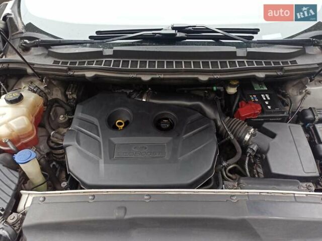 Сірий Форд Едж, об'ємом двигуна 2 л та пробігом 154 тис. км за 16400 $, фото 18 на Automoto.ua
