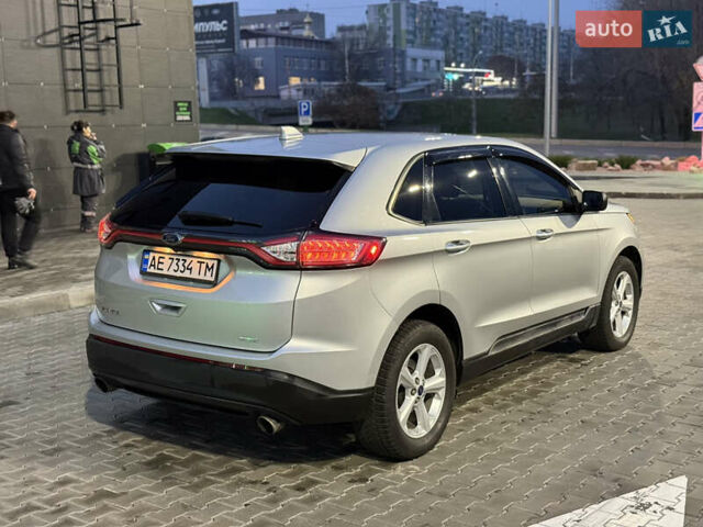 Сірий Форд Едж, об'ємом двигуна 2 л та пробігом 54 тис. км за 14800 $, фото 12 на Automoto.ua