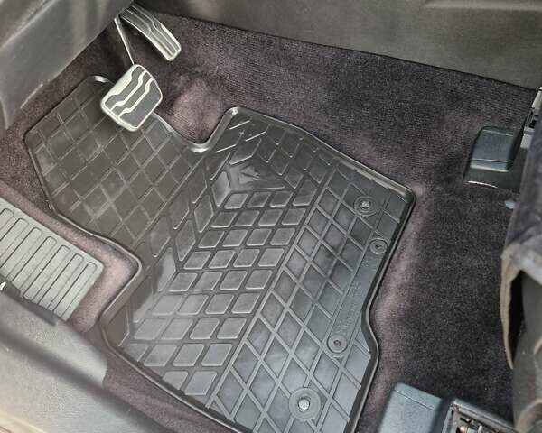 Серый Форд Эдж, объемом двигателя 2.7 л и пробегом 168 тыс. км за 15500 $, фото 39 на Automoto.ua