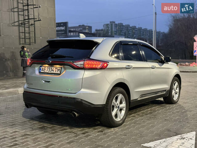 Сірий Форд Едж, об'ємом двигуна 2 л та пробігом 54 тис. км за 14800 $, фото 11 на Automoto.ua