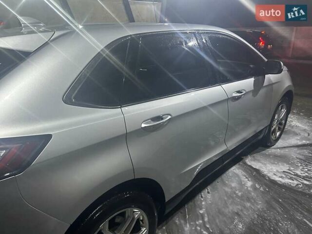 Сірий Форд Едж, об'ємом двигуна 3.5 л та пробігом 186 тис. км за 15500 $, фото 1 на Automoto.ua