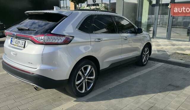 Сірий Форд Едж, об'ємом двигуна 3.5 л та пробігом 245 тис. км за 15500 $, фото 1 на Automoto.ua