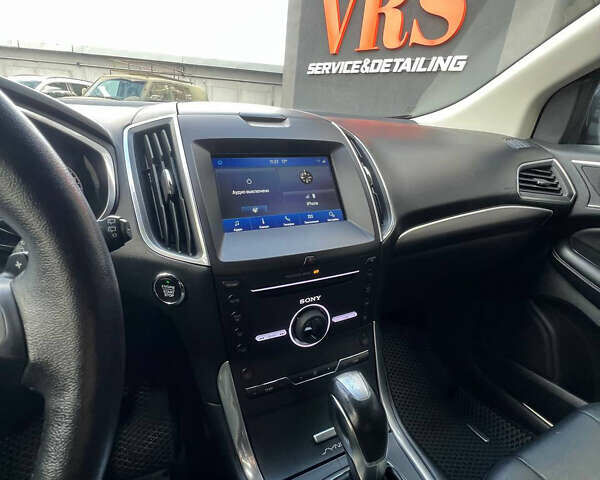 Форд Едж 2016 у Києві на Automoto.ua Сірий Форд Едж, об'ємом двигуна 3.5 л та пробігом 195 тис. км за 14600 $, фото 10 на Automoto.ua