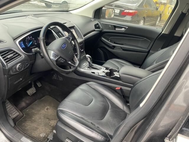 Серый Форд Эдж, объемом двигателя 3.5 л и пробегом 149 тыс. км за 16800 $, фото 3 на Automoto.ua