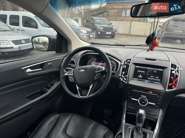 Сірий Форд Едж, об'ємом двигуна 2 л та пробігом 240 тис. км за 21000 $, фото 14 на Automoto.ua
