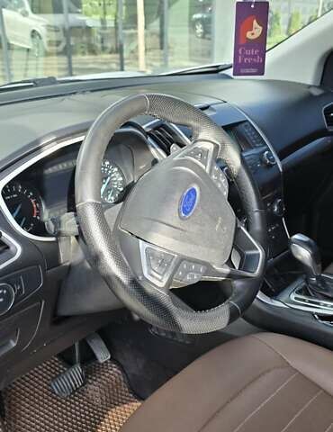 Сірий Форд Едж, об'ємом двигуна 3.5 л та пробігом 245 тис. км за 15500 $, фото 7 на Automoto.ua