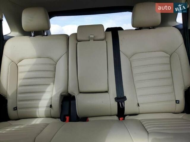 Серый Форд Эдж, объемом двигателя 2 л и пробегом 93 тыс. км за 2900 $, фото 9 на Automoto.ua