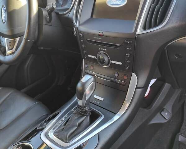 Серый Форд Эдж, объемом двигателя 3.5 л и пробегом 120 тыс. км за 16850 $, фото 16 на Automoto.ua