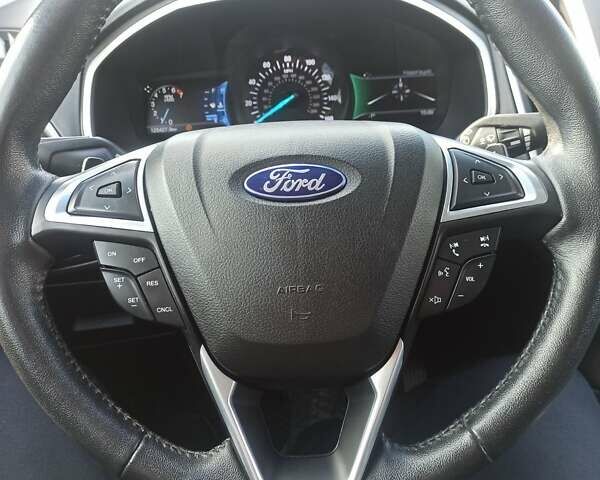 Серый Форд Эдж, объемом двигателя 2 л и пробегом 140 тыс. км за 19500 $, фото 26 на Automoto.ua