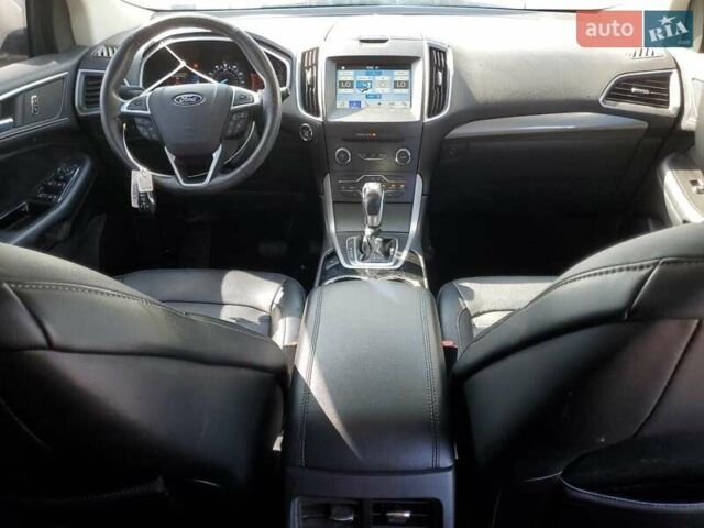 Сірий Форд Едж, об'ємом двигуна 2 л та пробігом 79 тис. км за 2000 $, фото 7 на Automoto.ua