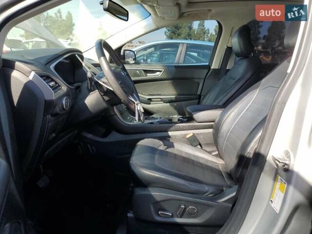 Сірий Форд Едж, об'ємом двигуна 2 л та пробігом 79 тис. км за 2000 $, фото 6 на Automoto.ua