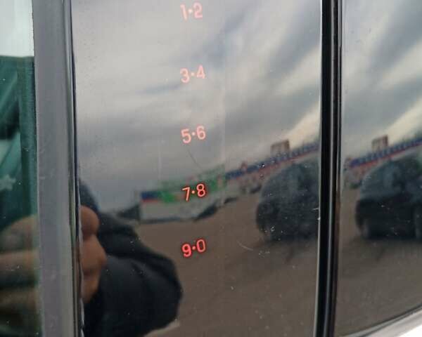 Серый Форд Эдж, объемом двигателя 2 л и пробегом 166 тыс. км за 15400 $, фото 28 на Automoto.ua