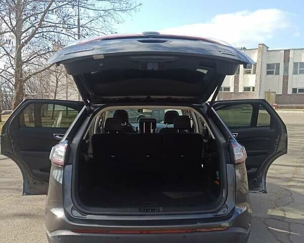 Серый Форд Эдж, объемом двигателя 2 л и пробегом 140 тыс. км за 19500 $, фото 11 на Automoto.ua