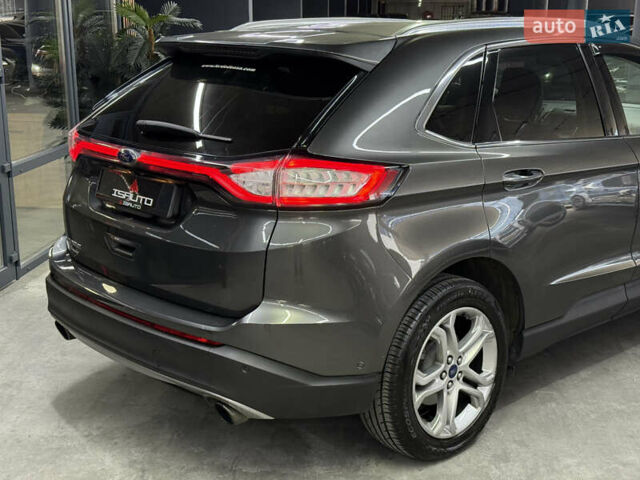 Сірий Форд Едж, об'ємом двигуна 2 л та пробігом 98 тис. км за 19900 $, фото 15 на Automoto.ua