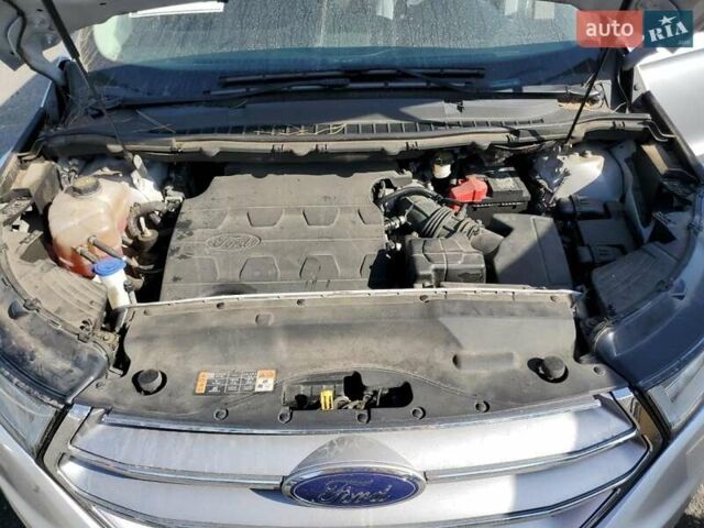 Сірий Форд Едж, об'ємом двигуна 2 л та пробігом 79 тис. км за 2000 $, фото 10 на Automoto.ua