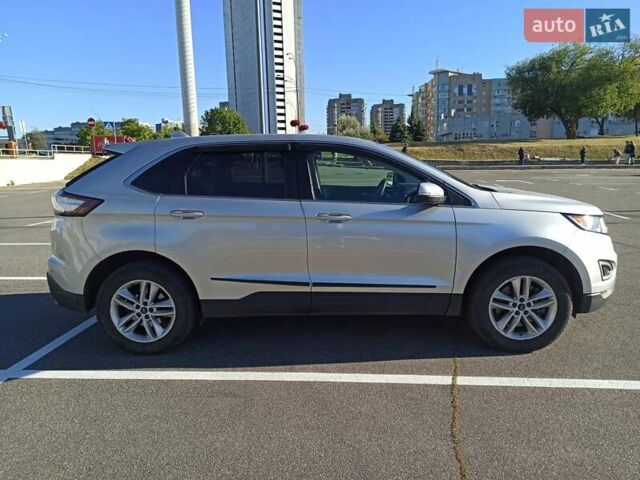 Сірий Форд Едж, об'ємом двигуна 2 л та пробігом 154 тис. км за 16400 $, фото 1 на Automoto.ua