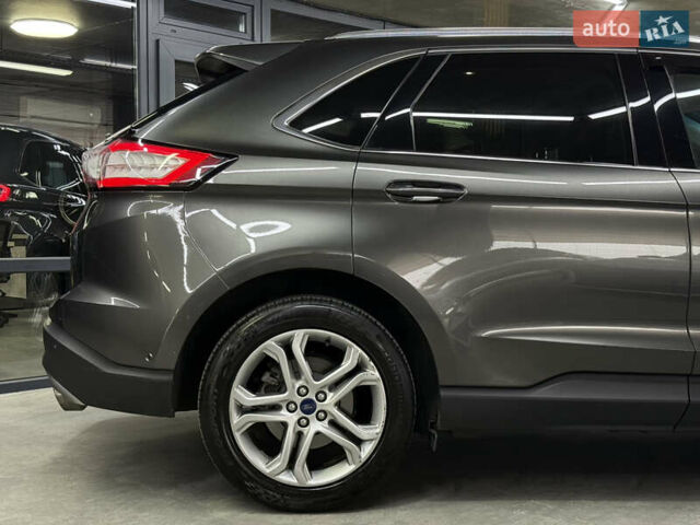 Серый Форд Эдж, объемом двигателя 2 л и пробегом 98 тыс. км за 20900 $, фото 17 на Automoto.ua