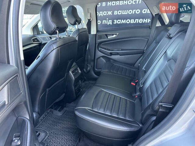 Серый Форд Эдж, объемом двигателя 3.5 л и пробегом 173 тыс. км за 16000 $, фото 11 на Automoto.ua