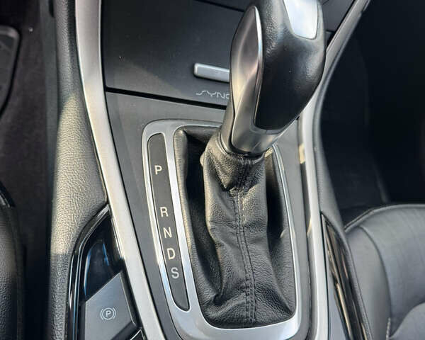 Сірий Форд Едж, об'ємом двигуна 3.5 л та пробігом 206 тис. км за 16200 $, фото 13 на Automoto.ua