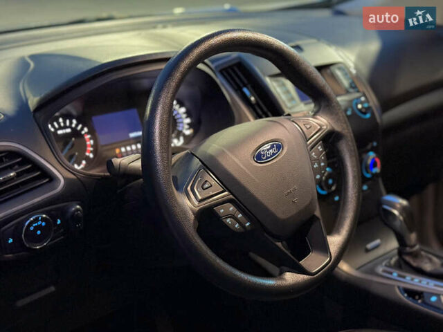 Сірий Форд Едж, об'ємом двигуна 2 л та пробігом 54 тис. км за 14800 $, фото 50 на Automoto.ua