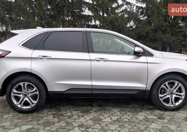 Серый Форд Эдж, объемом двигателя 2 л и пробегом 227 тыс. км за 12999 $, фото 4 на Automoto.ua