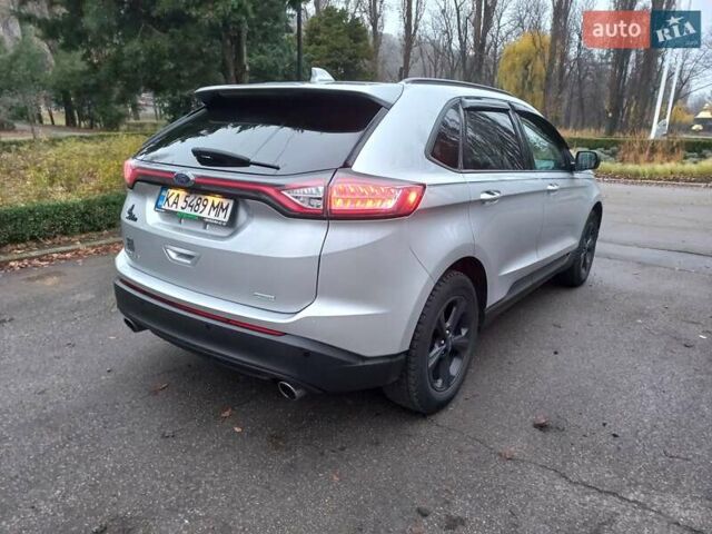 Серый Форд Эдж, объемом двигателя 2 л и пробегом 120 тыс. км за 14900 $, фото 3 на Automoto.ua