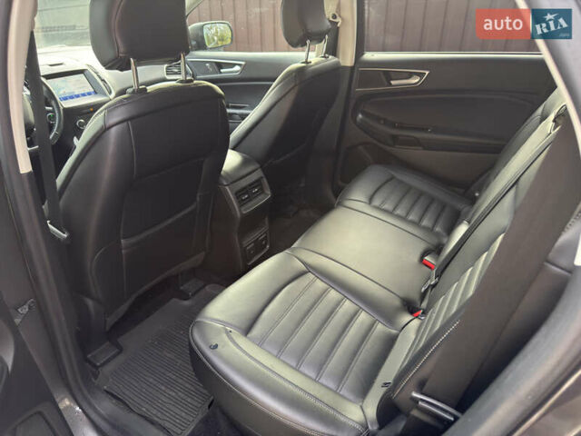 Сірий Форд Едж, об'ємом двигуна 3.5 л та пробігом 161 тис. км за 18000 $, фото 6 на Automoto.ua