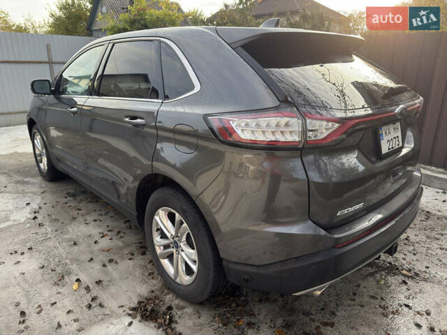 Сірий Форд Едж, об'ємом двигуна 3.5 л та пробігом 161 тис. км за 18000 $, фото 2 на Automoto.ua