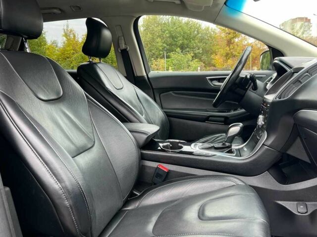 Серый Форд Эдж, объемом двигателя 2 л и пробегом 212 тыс. км за 16999 $, фото 18 на Automoto.ua