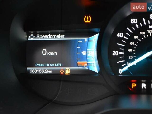 Серый Форд Эдж, объемом двигателя 2 л и пробегом 88 тыс. км за 19900 $, фото 5 на Automoto.ua