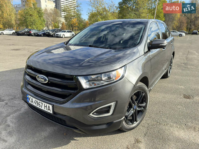 Сірий Форд Едж, об'ємом двигуна 2 л та пробігом 154 тис. км за 17500 $, фото 5 на Automoto.ua