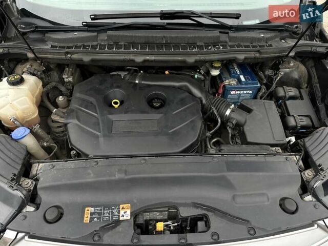 Сірий Форд Едж, об'ємом двигуна 2 л та пробігом 148 тис. км за 15500 $, фото 15 на Automoto.ua